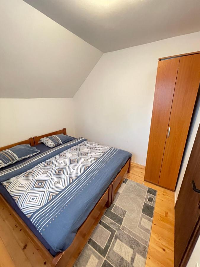 Underwoods Zabljak Guesthouse エクステリア 写真