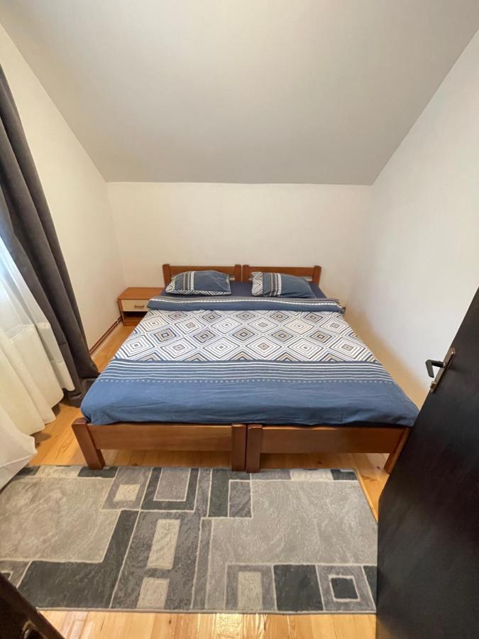 Underwoods Zabljak Guesthouse エクステリア 写真
