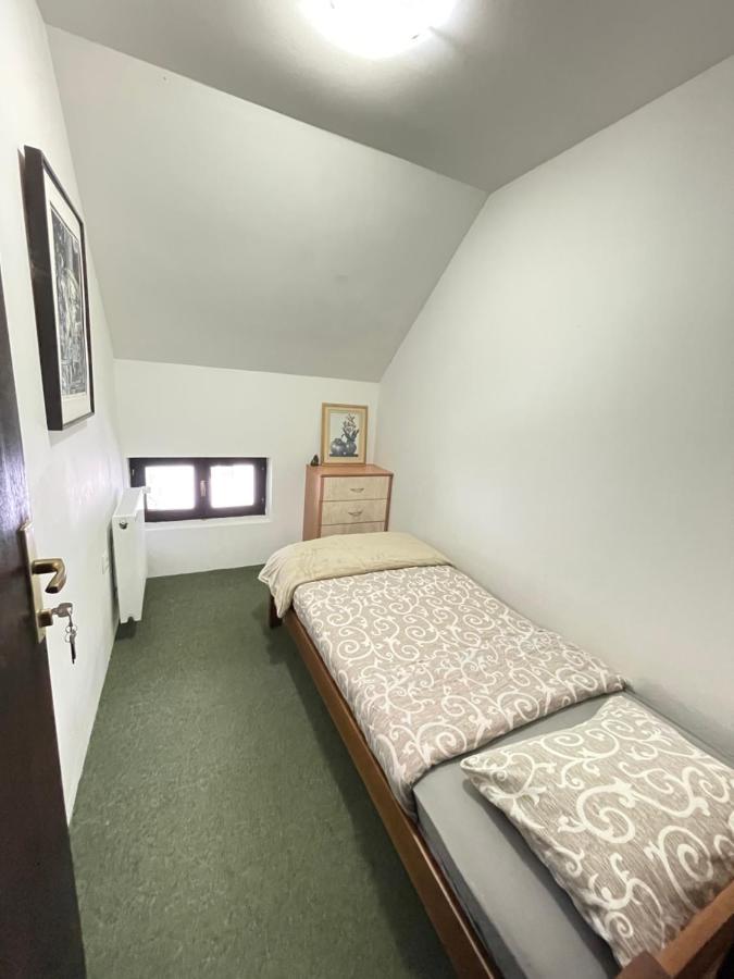 Underwoods Zabljak Guesthouse エクステリア 写真