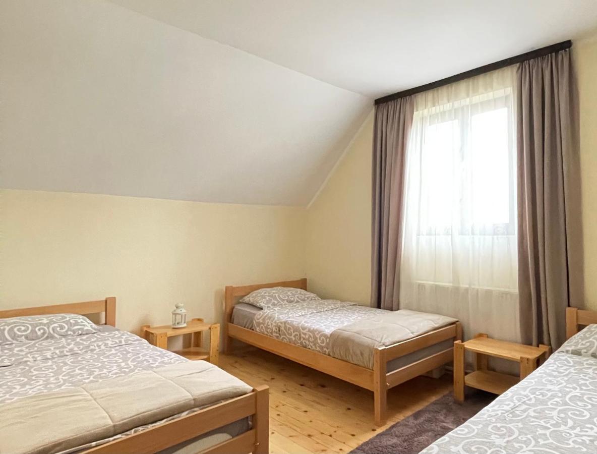 Underwoods Zabljak Guesthouse エクステリア 写真