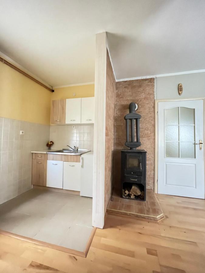 Underwoods Zabljak Guesthouse エクステリア 写真