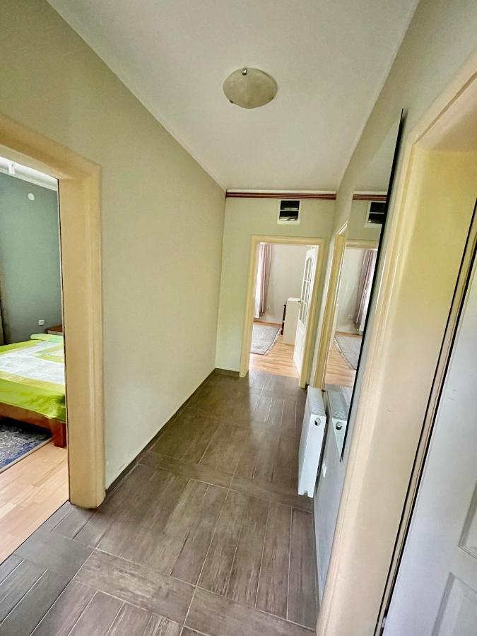 Underwoods Zabljak Guesthouse エクステリア 写真